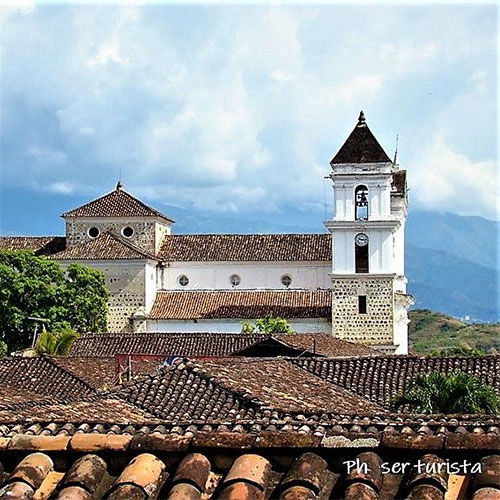 Tour a Santa Fé de Antioquia y Parque Kanaloa - Servicio Privado